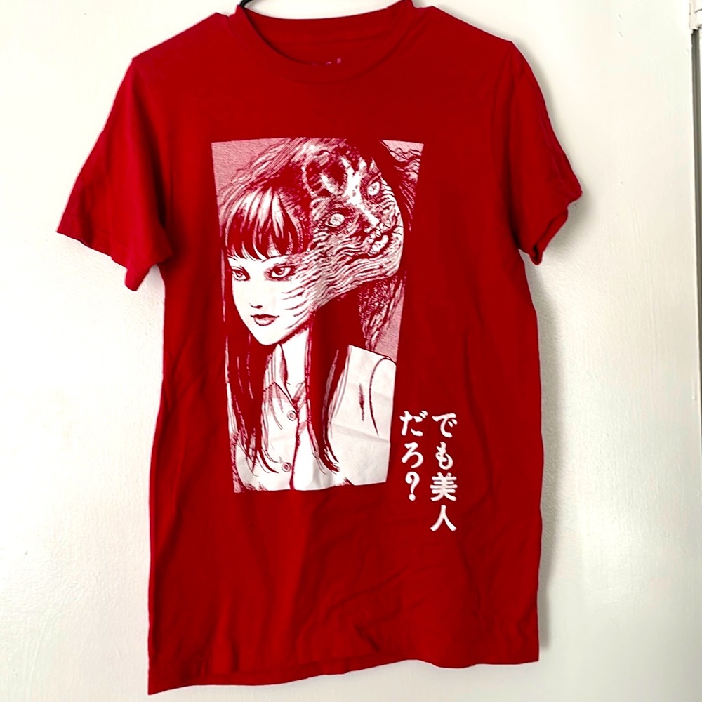 Junji Ito Tomie tee size sm